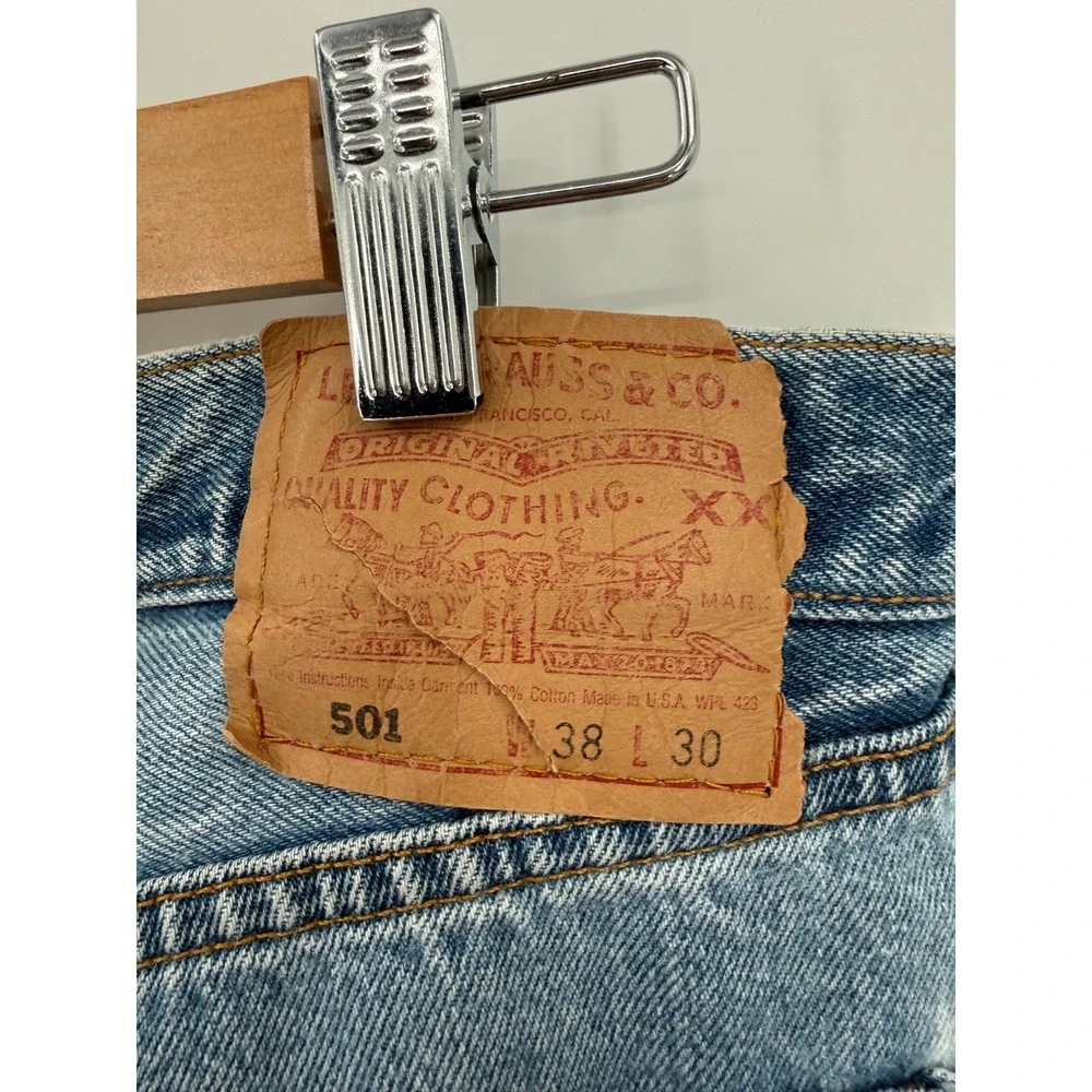 Vintage Levis 501 Jeans Mens 38x30 Blue Denim Button Fly Made In The USA 90s